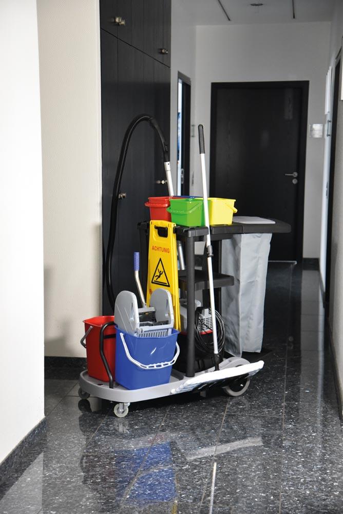 Maxi Servicewagen, inkl. Trockensauger, Klapphalter, Teleskopstiel, 10xMopp 50 cm, 2xEimer 17 l,  Mopppresse, 4xEimer 4 l und 1 Müllsackhalter