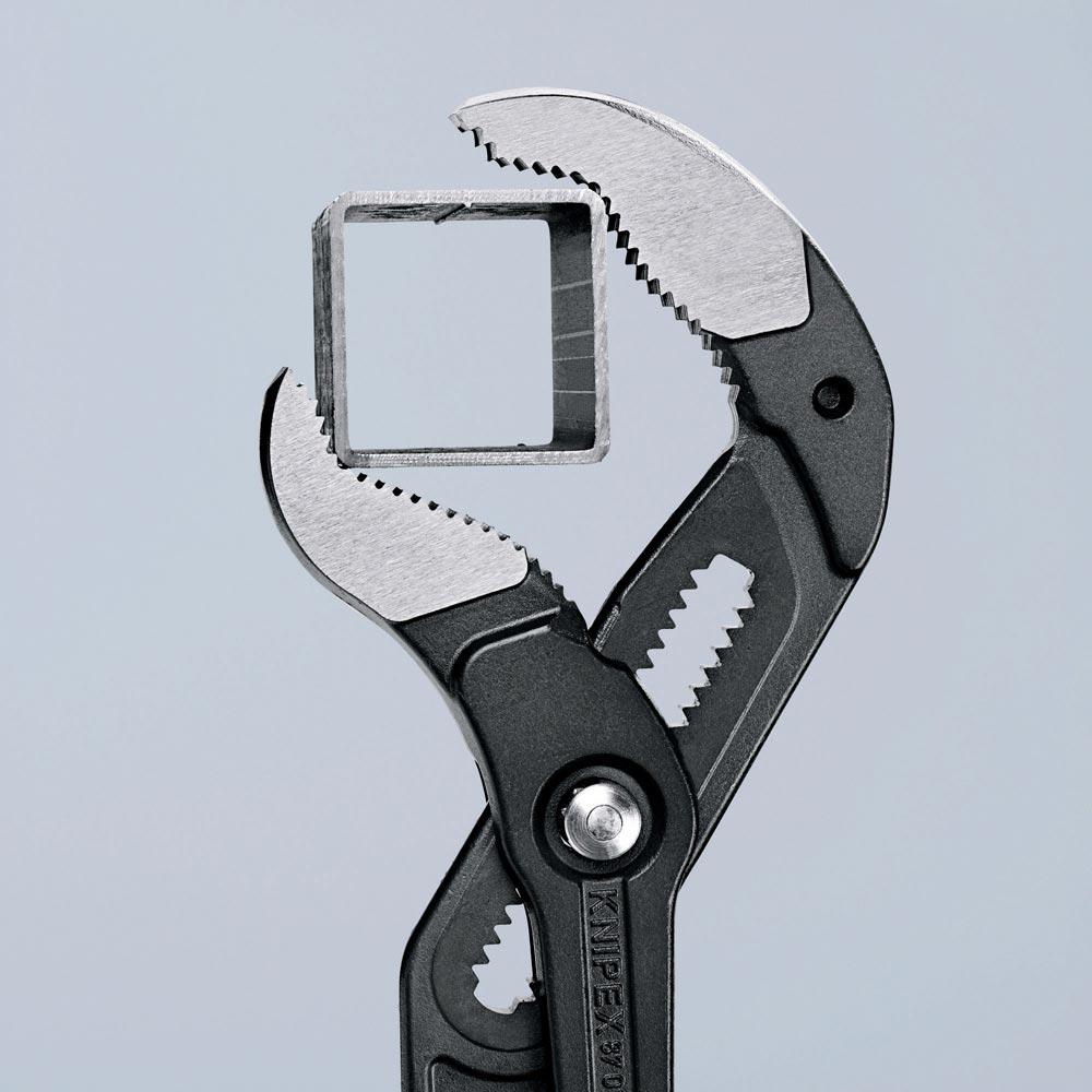 Rohr- und Wasserpumpenzange Cobra® Länge 560 mm Spannweite 120 mm poliert Kunststoffüberzug